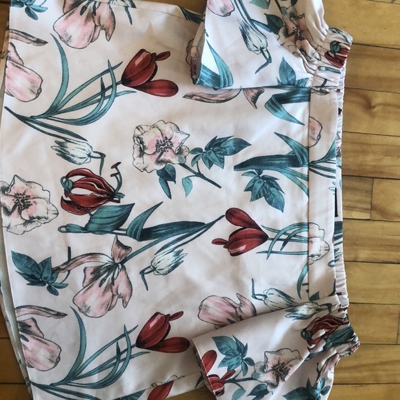 Women’s open shoulder top - Picture 2 of 3